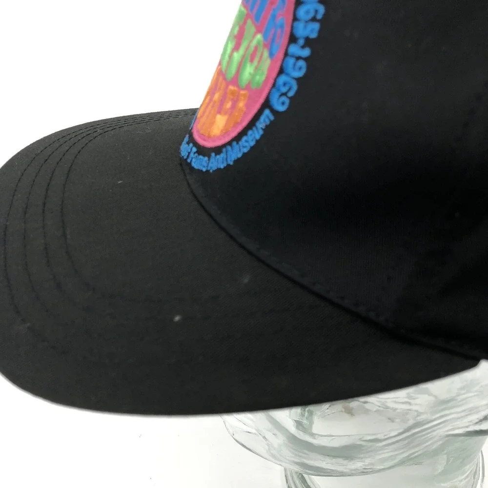 Vintage Rock N Roll Hall of Fame Hat Cap Snap Back Psychedelic Rap Tee 90s Y2K D